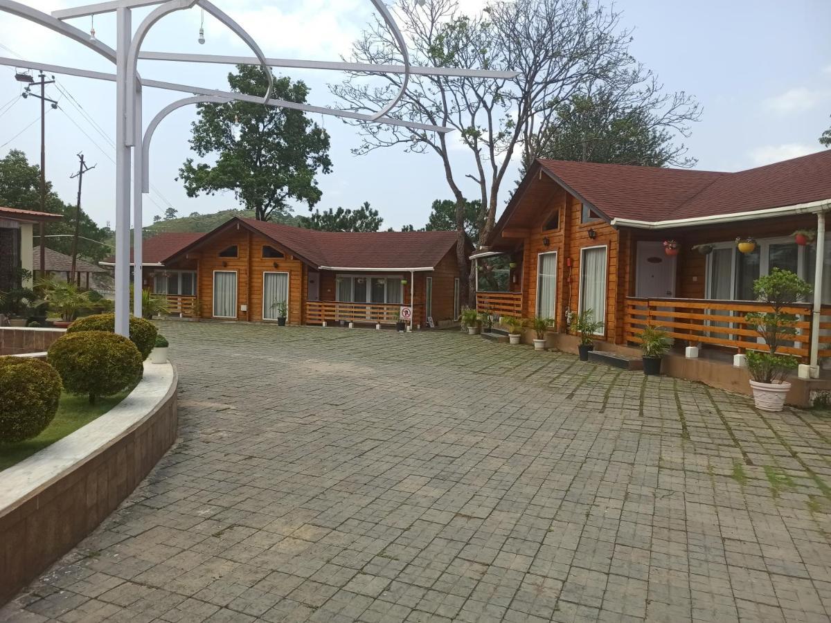 Ri Shat Sngi Orchid Resort By World Choice Σιλόνγκ Εξωτερικό φωτογραφία